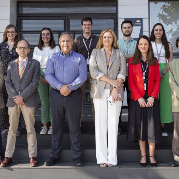 Seis titulados de los másteres de ingeniería de la UCLM se unen al complejo de Repsol en Puertollano.