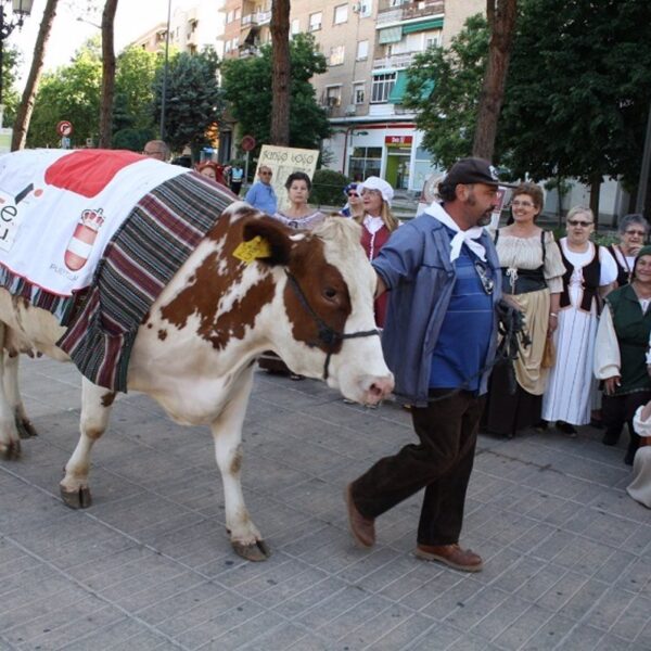 Apoyo de PP y Vox para cambiar festividad local de la Feria de Mayo en Puertollano al día del Santo Voto.
