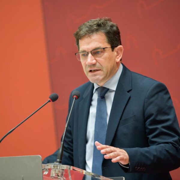 Vox se hace cargo de la gestión del Diario Lanza en Ciudad Real, mientras que el PP continúa dirigiendo Fenavin bajo la dirección de Valverde.