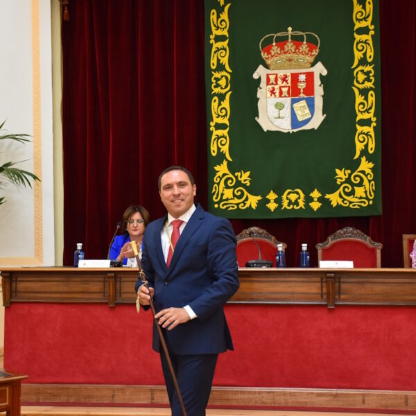 Álvaro Martínez Chana reelegido presidente de la Diputación de Cuenca con mayoría absoluta con 13 votos a favor