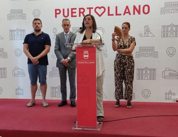 El Gobierno regional muestra su compromiso con el Campeonato de España Open de natación máster de verano