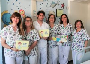 El hospital de Puertollano lanza un libro para tranquilizar a los niños antes de una cirugía
