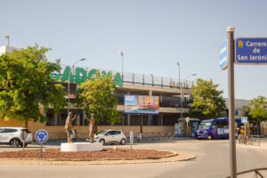 Aprobado el derribo de la superficie comercial “Mercadona” en la avenida Juan Carlos I de Tomelloso