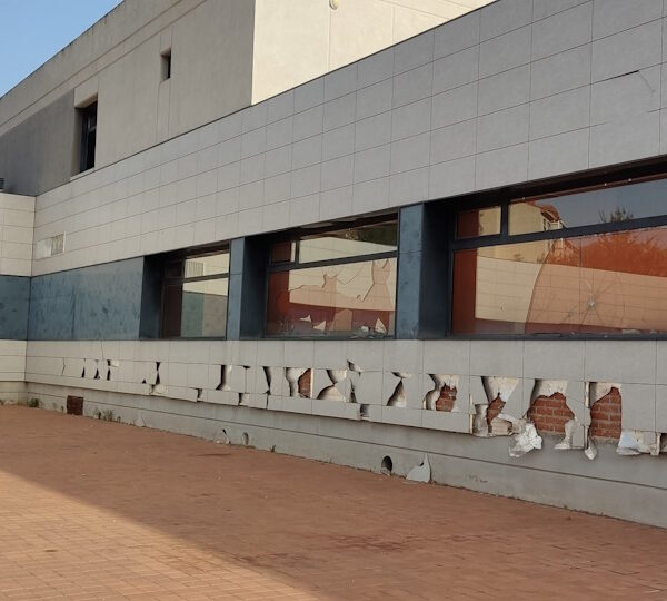 Repararán la fachada del Centro Social Polivalente de la barriada Fraternidad de Puertollano con presupuesto de 57,506.96 €