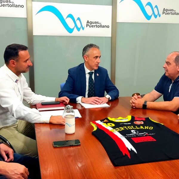 Renovado convenio de colaboración entre Aguas de Puertollano y el Club Baloncesto en Silla de Ruedas Amiab Puertollano