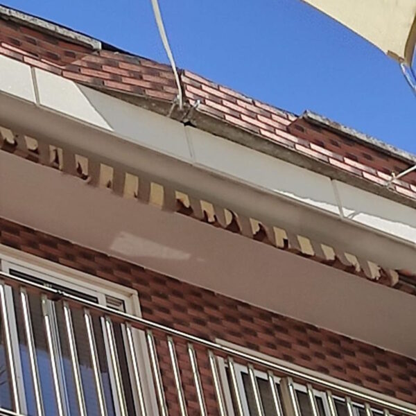 Desmontarán los  toldos instalados en algunas calles del centro de Puertollano  ante los reiterados casos de fallos