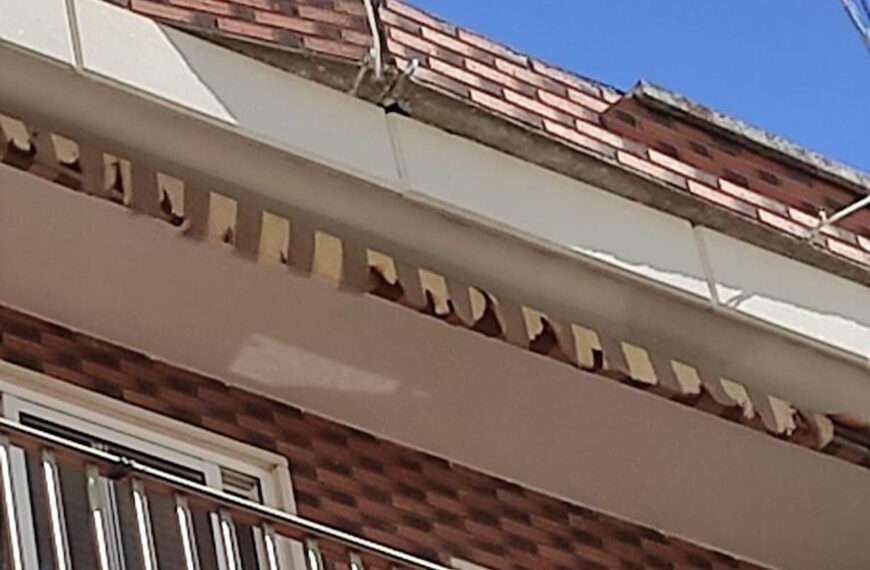 Desmontarán los toldos instalados en algunas calles del centro de Puertollano ante los reiterados casos de fallos