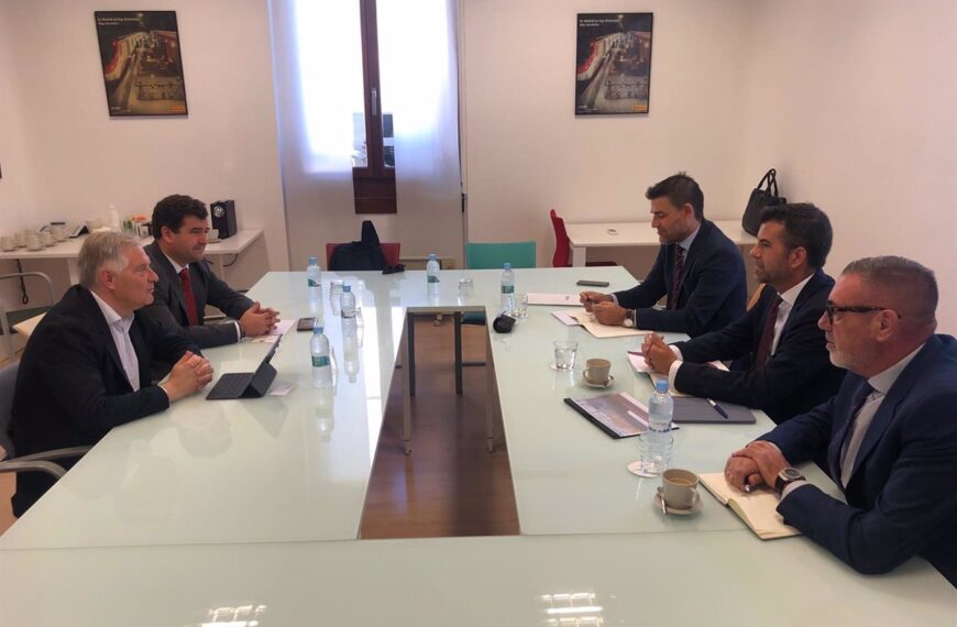 Alcalde de Ciudad Real exige soluciones a Renfe por problemas en trenes Avant a Madrid