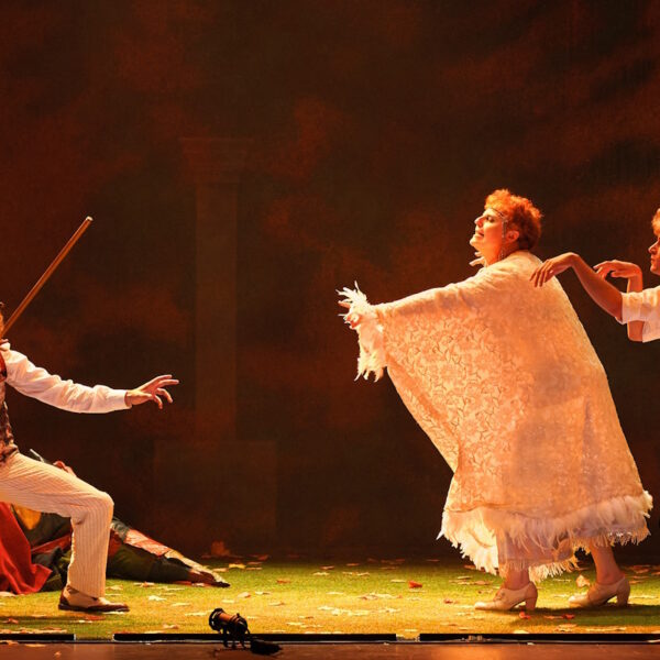 La compañía teatral de Puertollano “300 Alas blancas” recibirá el premio Teatro de Rojas 2023 a mejor espectáculo de compañías de CLM