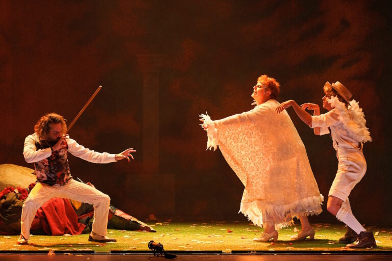 La compañía teatral de Puertollano “300 Alas blancas” recibirá el premio Teatro de Rojas 2023 a mejor espectáculo de compañías de CLM