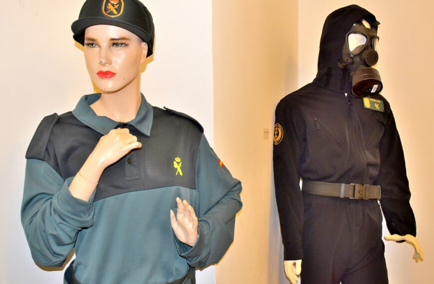 Una muestra en la Casa de Baños de Puertollano recorre la actividad de la mujer en la Guardia Civil