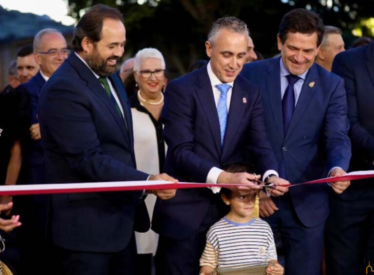 Valverde ha asistido a la inauguración de las fiestas de septiembre en Puertollano en honor a la Virgen de Gracia
