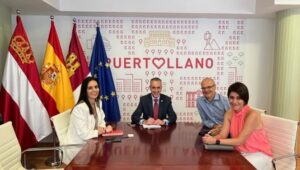 Celebración del décimo aniversario de CT Engineering Group en Puertollano con la presencia del alcalde