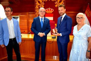 Estrechando lazos institucionales entre Puertollano y Jaraíz de la Vera