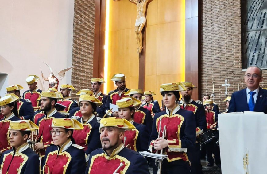 José Antonio Barba se une a la Agrupación Musical «San Miguel Árcangel» para el concierto en honor a su patrón