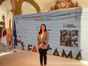 La asistencia de la concejal María Castellanos a la inauguración de FARCAMA.