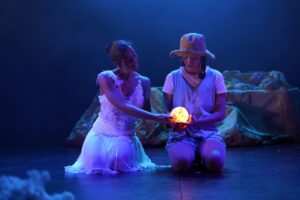 Presentando ‘Viaje al Planeta de todo es posible’: Un espectáculo de teatro infantil y familiar en el maravilloso escenario del Auditorio