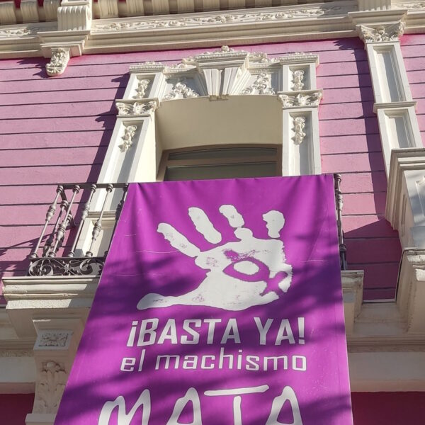 Convocan un minuto de silencio en la puerta del consistorio de Puertollano hoy, 3 de octubre, en condena y rechazo a la violencia de género