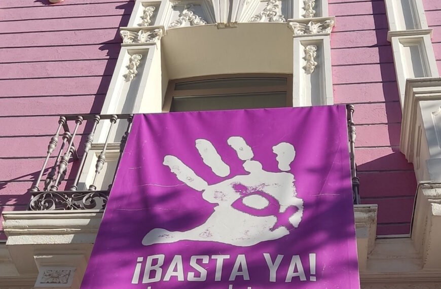Convocan un minuto de silencio en la puerta del consistorio de Puertollano hoy, 3 de octubre, en condena y rechazo a la violencia de género
