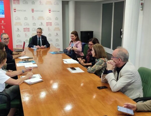 El alcalde y Unicef colaboran en la prevención de la violencia contra la infancia