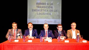 Expertos se reúnen en Puertollano para discutir el impacto de la descarbonización en la industria logística y buscar sinergias.