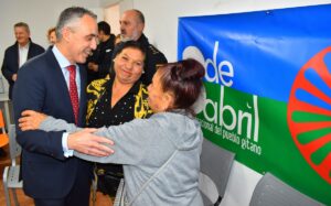 La Fundación Secretariado Gitano recibe elogios de Miguel Ángel Ruiz por su labor de integración