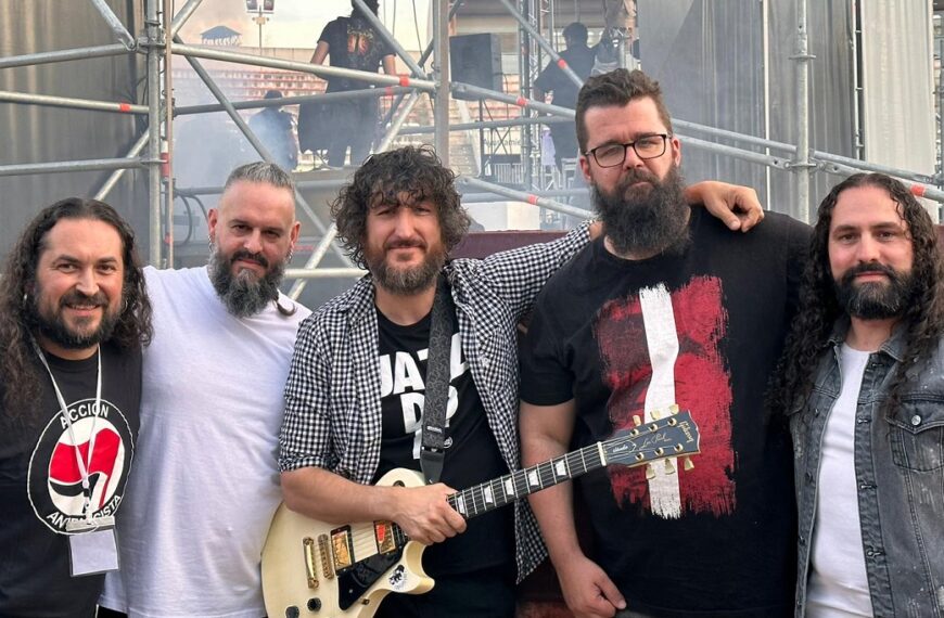 «Sigo Estando Aquí»: El Nuevo Álbum de Callejón Sin Salida que Resuena con Presencia