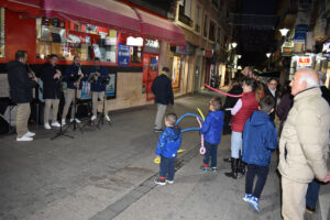 Viernes Negro en Puertollano: Una Jornada de Compras, Conciertos y Entretenimiento Familiar