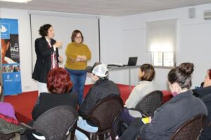 Advertencia del Gobierno de Castilla-La Mancha sobre el uso y abuso de las nuevas tecnologías en la explotación sexual