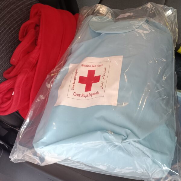 Asistencia Humanitaria en Invierno: Protección Civil Entrega Kits de Frío e Higiene a la Población Sin Techo