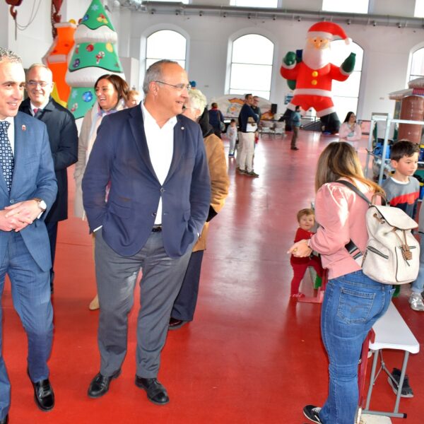 Disfruta la Magia Navideña con Actividades de Hinchables, Patinaje, Juegos y Talleres en ‘La Central de los Sueños’