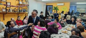 El Alcalde Celebra la Navidad Junto a los Jóvenes de Aldabón