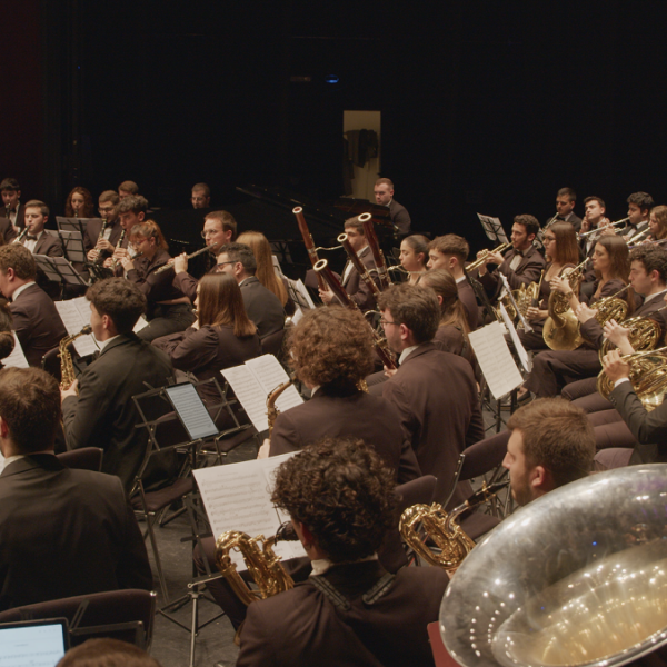 La Orquesta Sinfónica del Conservatorio Superior de Castilla-La Mancha presenta un concierto majestuoso con obras maestras de Tchaikovsky y Haydn en el Auditorio