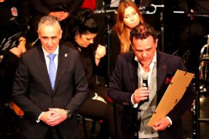 Miguel Ángel Ruiz Expresa Gratitud por la Contribución del Manuscrito ‘Canto a Castilla-La Mancha’ de José Zárate a la Colección Cultural