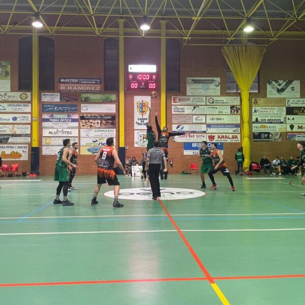 Movialsa /Baloncesto Criptana obtiene una agónica victoria ante el colista