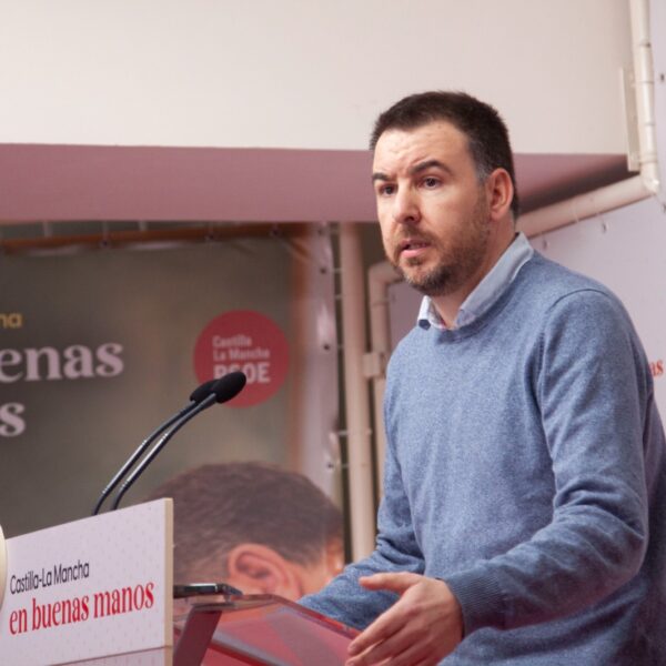 «El PSOE de Castilla-La Mancha resalta el liderazgo de Page en la defensa de la sanidad y lo público frente a los recortes en otras comunidades gobernadas por PP y Vox» – Sánchez Requena.
