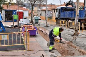 Inicia la Renovación para Accesibilidad de la Plaza Donantes de Sangre en El Abulagar