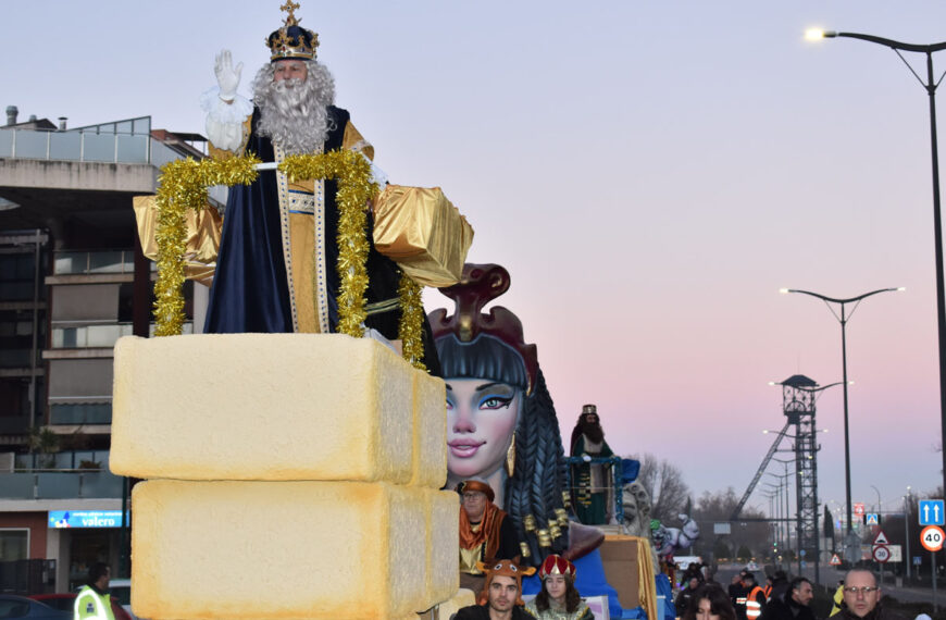 Repsol impulsa una cabalgata ecológica: Los Reyes Magos desfilarán en Puertollano con carrozas alimentadas por combustible 100% renovable