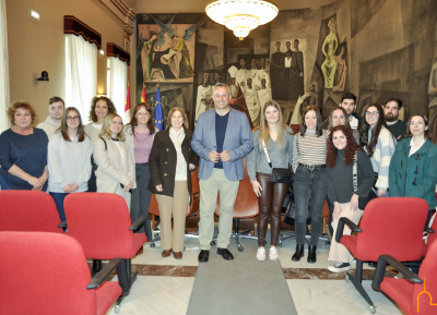 Estudiantes del Instituto Virgen de Gracia de Puertollano realizan visita educativa al Palacio de la Diputación de Ciudad Real