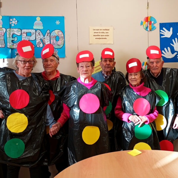 Fiestas y Diversión en el Servicio de Promoción de Autonomía Personal: Entre Disfraces, Meriendas y Bingos Musicales