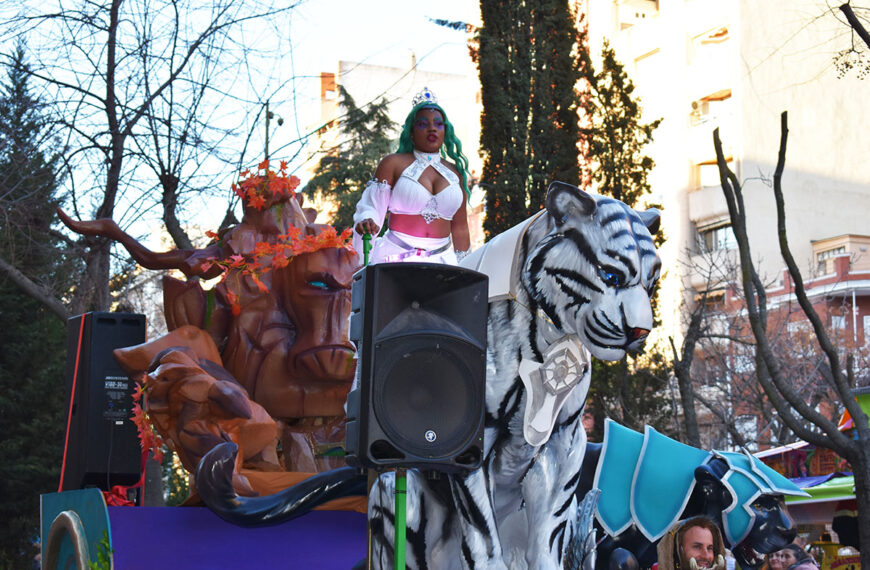La fantasía de Sueños del Arte se corona con el galardón ‘Josito’ a la carroza más sobresaliente del carnaval