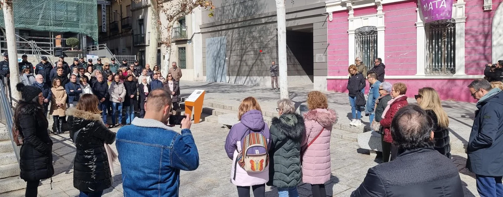 Puertollano se levanta en una firme condena contra la violencia de género