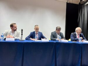 Alianza entre la Junta, el Ayuntamiento de Puertollano y Repsol para Combatir la Desigualdad de Género en las Ciencias