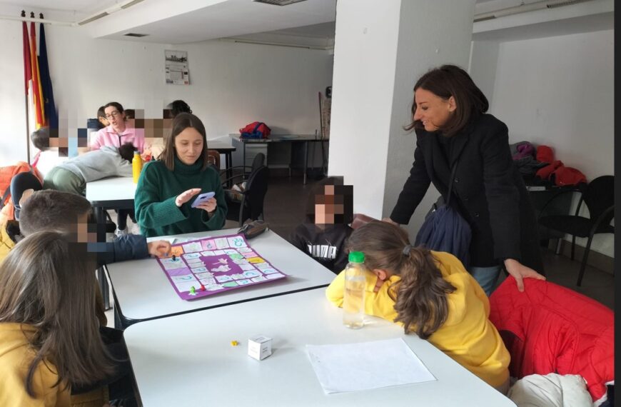 Apoyo municipal para la excelencia: Ayuntamiento de Puertollano respalda a la Asociación de Altas Capacidades Intelectuales