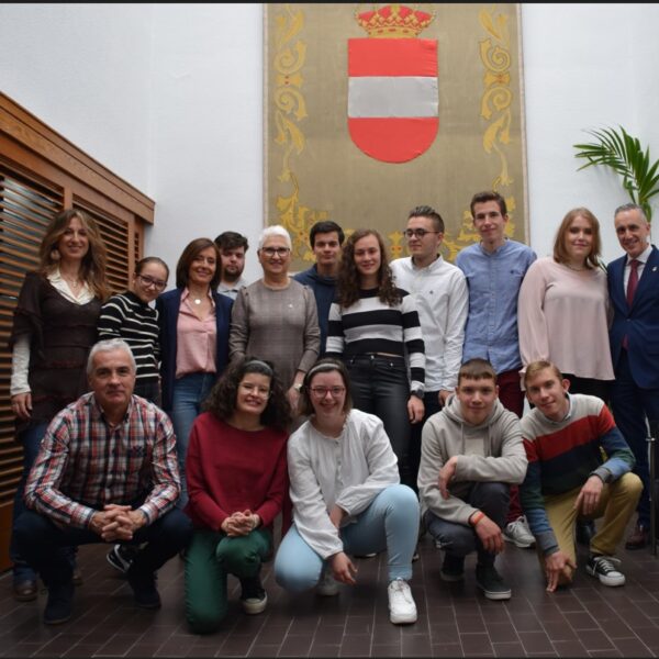 El Alcalde Renueva su Compromiso y Apoyo a la Comunidad Educativa de Aspades-La Laguna