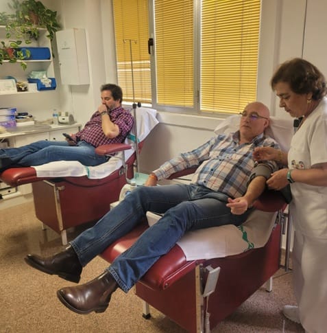 Éxito solidario: 50 donantes participan en la iniciativa benéfica de la Semana de la Parroquia de San José