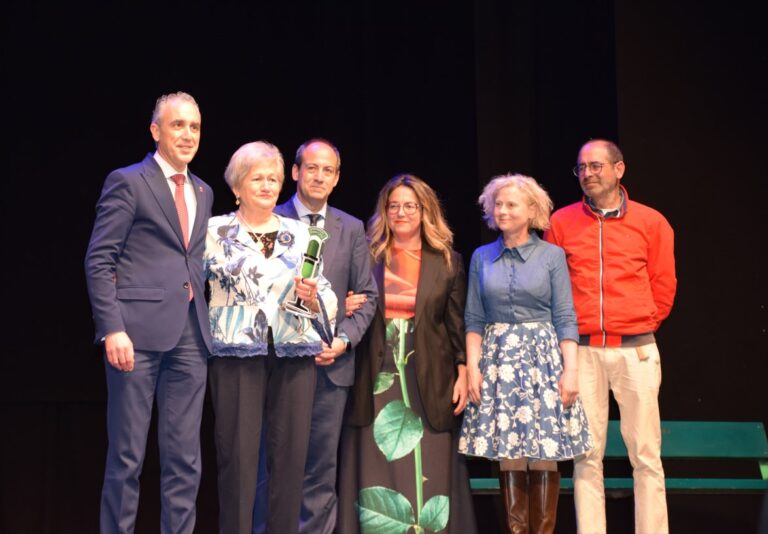 Homenaje póstumo a Benito Ruiz: El Alcalde Miguel Ángel Ruiz destaca su legado humanista en la gala de Onda Cero