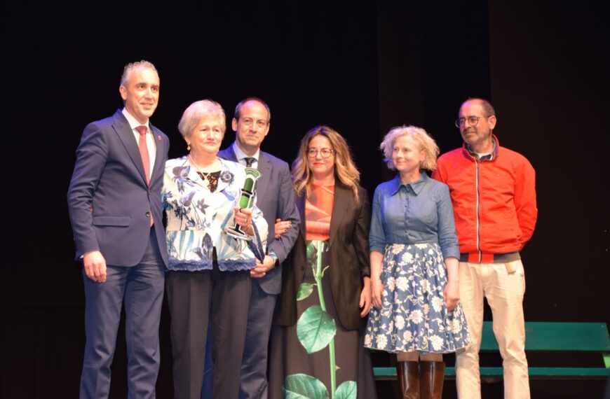 Homenaje póstumo a Benito Ruiz: El Alcalde Miguel Ángel Ruiz destaca su legado humanista en la gala de Onda Cero