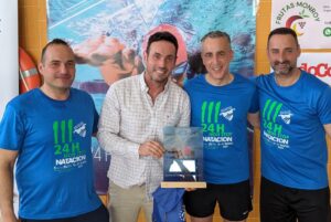 Imparable: El Club Natación Puertollano Rompe Barreras al Nadar una Cifra Récord en 24 horas