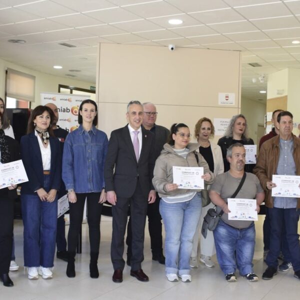 Alianza entre Amiab, Endesa y el Ayuntamiento crea 13 nuevas oportunidades laborales a través de programas de formación